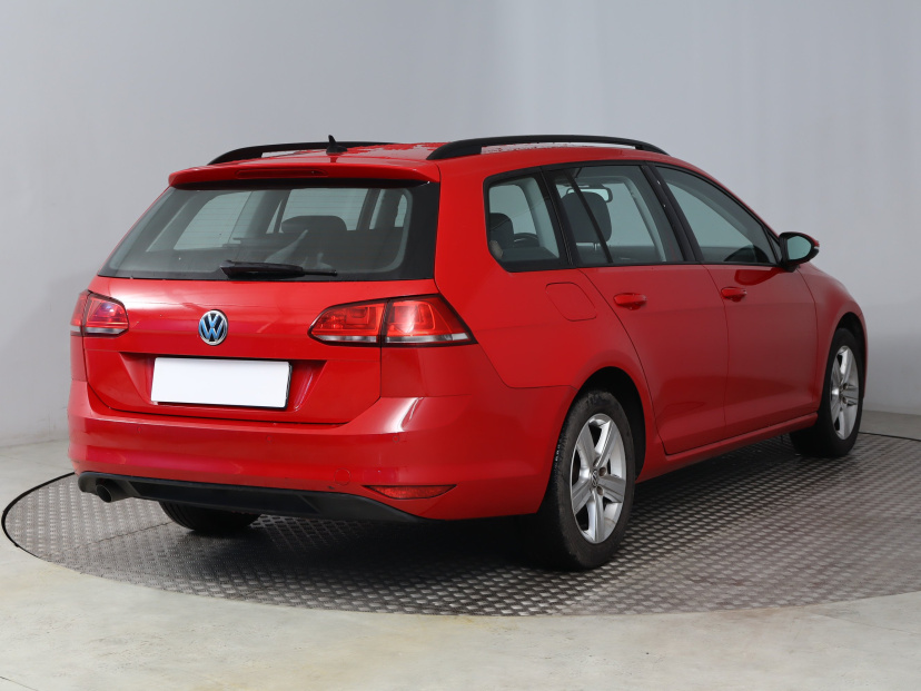 Volkswagen Golf, 2015