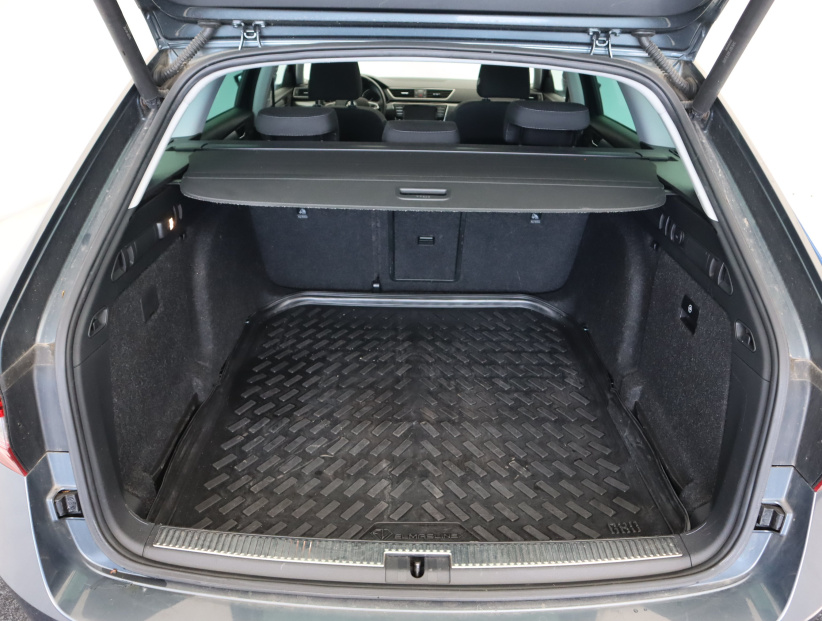 Škoda Superb, 2016
