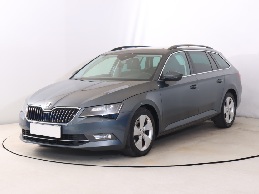 Škoda Superb, 2016