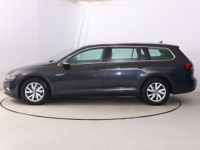 Volkswagen Passat - 2020