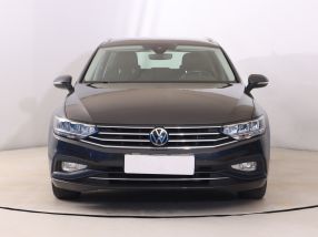 Volkswagen Passat - 2021