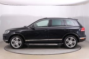 Volkswagen Touareg - 2015