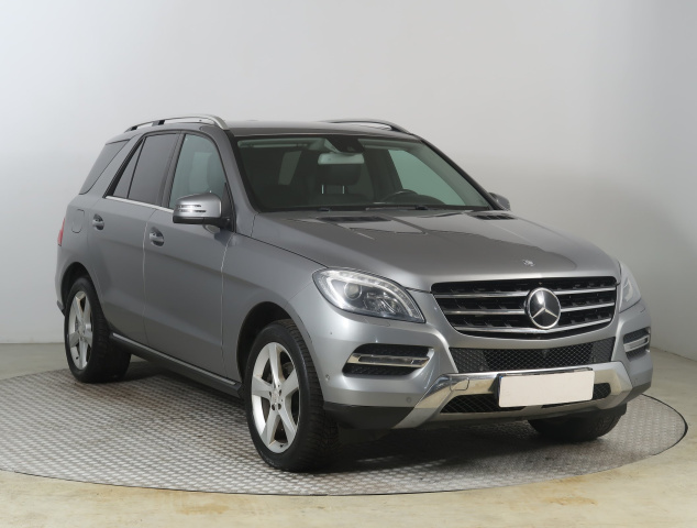 Mercedes-Benz ML 2013