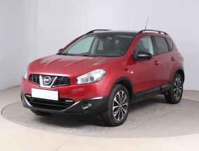 Nissan Qashqai - 2013