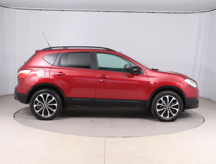 Nissan Qashqai, 2013