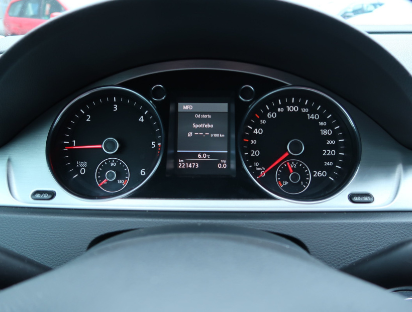Volkswagen Passat, 2013