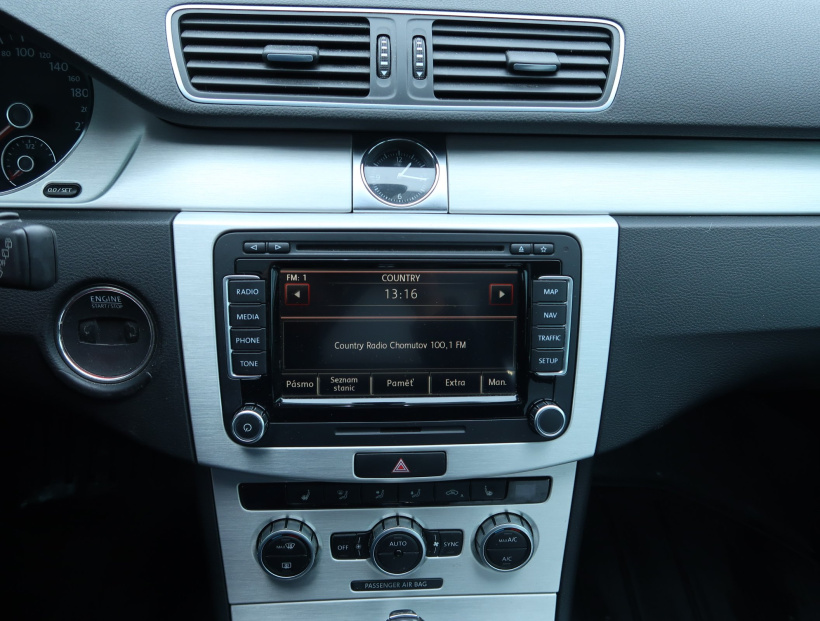 Volkswagen Passat, 2013