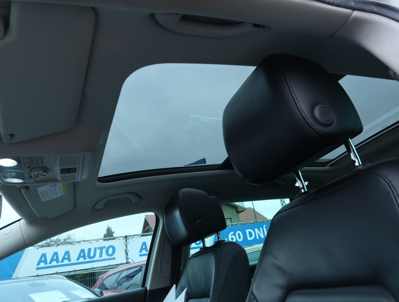 Volkswagen Passat, 2013
