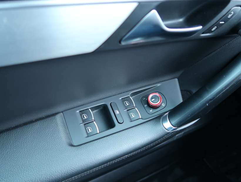 Volkswagen Passat, 2013