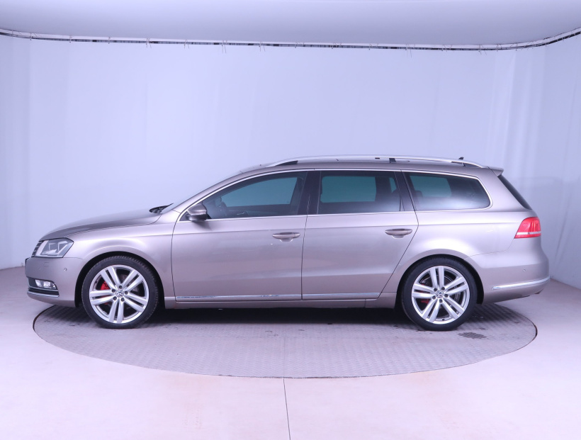 Volkswagen Passat, 2013