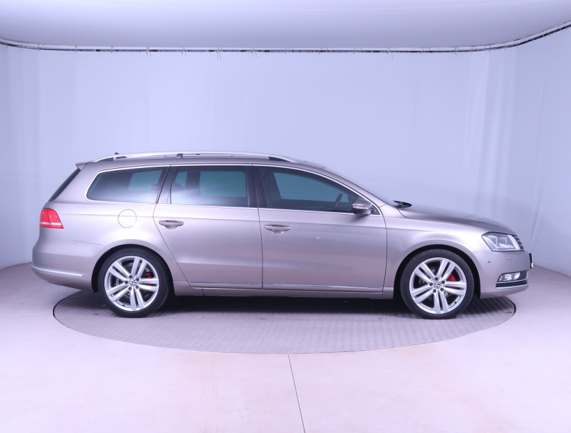 Volkswagen Passat, 2013