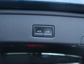 Volkswagen Touareg - 2022