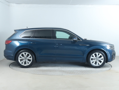 Volkswagen Touareg - 2022