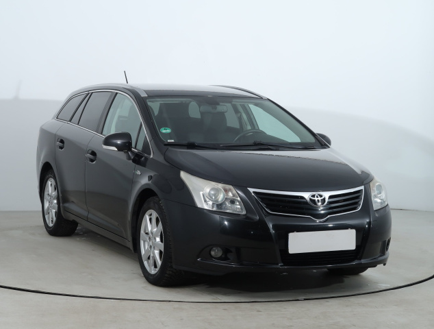 Toyota Avensis 2010
