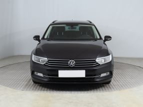 Volkswagen Passat - 2015