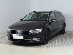 Volkswagen Passat - 2015