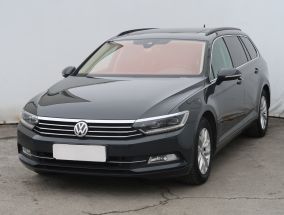 Volkswagen Passat - 2015