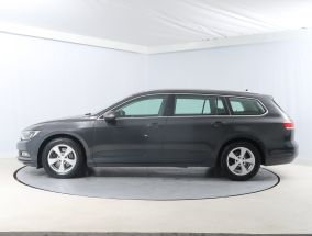 Volkswagen Passat - 2015