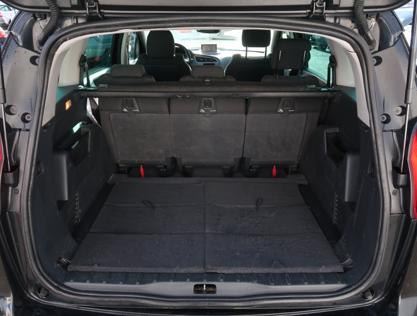 Peugeot 5008, 2016