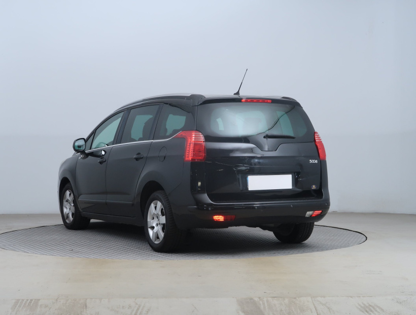 Peugeot 5008, 2016