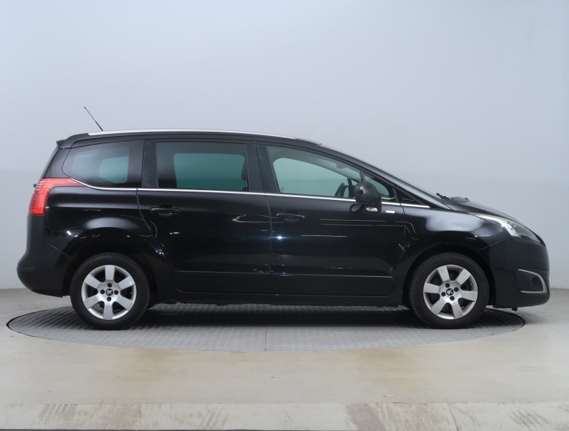 Peugeot 5008, 2016