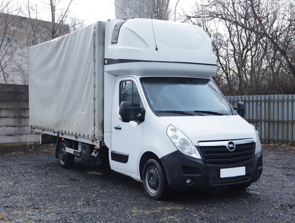 Opel Movano