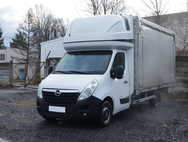 Opel Movano
