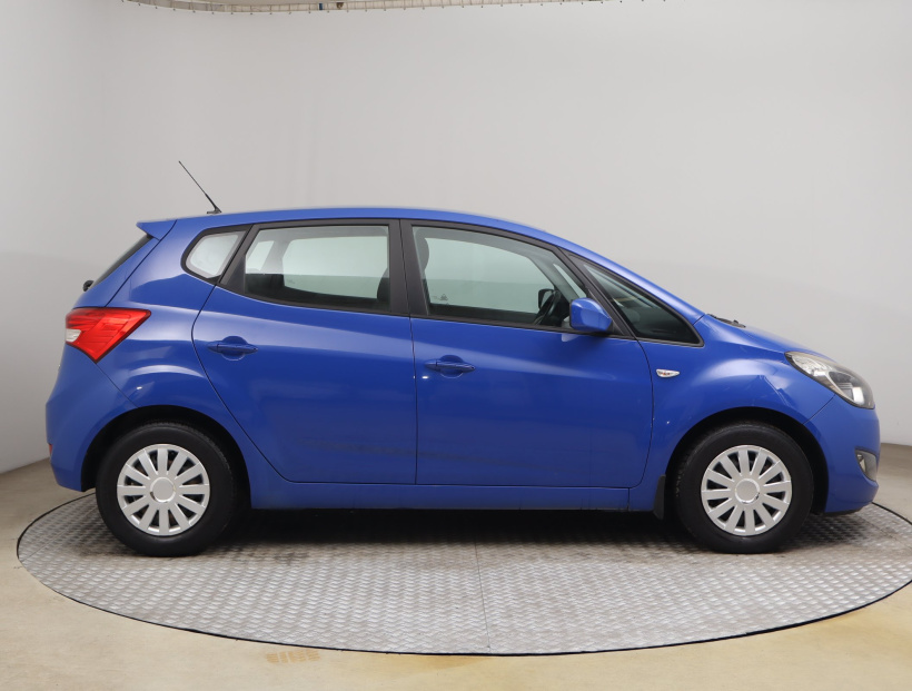 Hyundai ix20, 2013