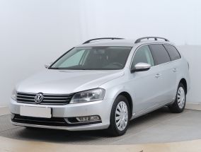 Volkswagen Passat - 2012