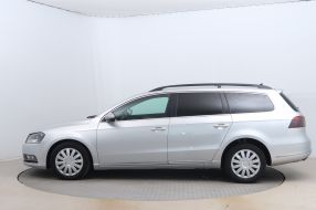 Volkswagen Passat - 2012
