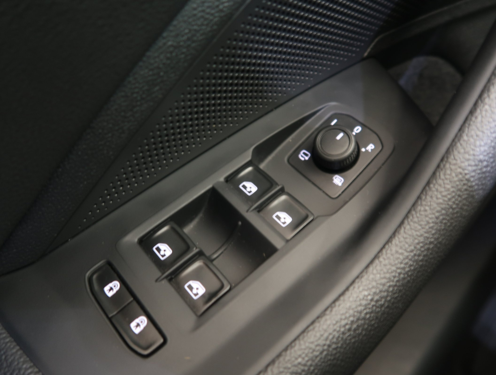 Škoda Superb - 2024