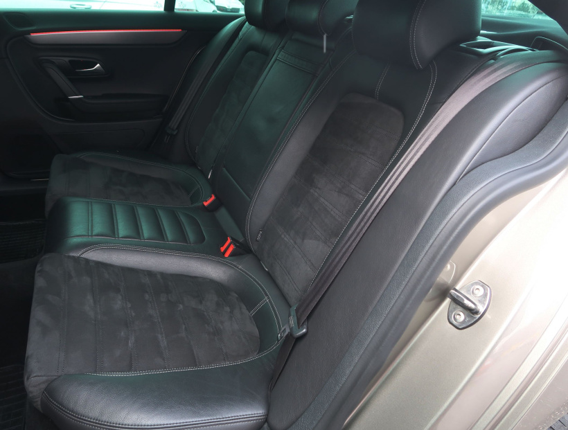 Volkswagen CC, 2012