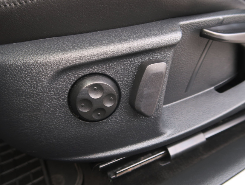 Volkswagen CC, 2012