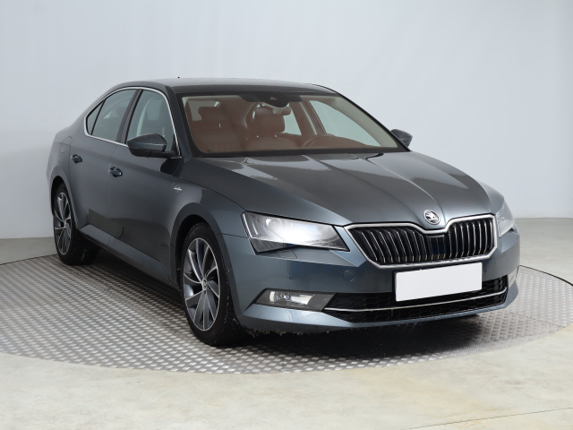 Škoda Superb 2017