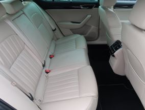 Škoda Superb - 2015