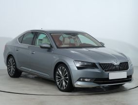 Škoda Superb - 2015