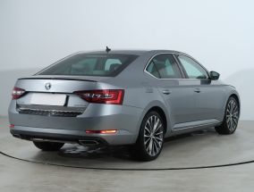 Škoda Superb - 2015