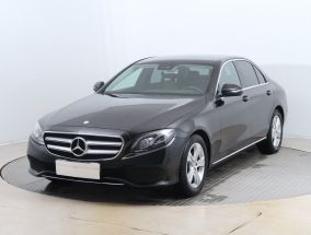 Mercedes-Benz E - 2016
