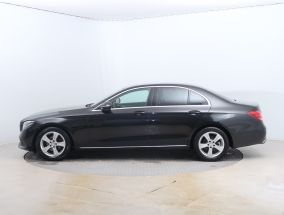 Mercedes-Benz E - 2016
