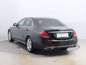 Mercedes-Benz E - 2016