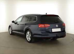 Volkswagen Passat - 2015