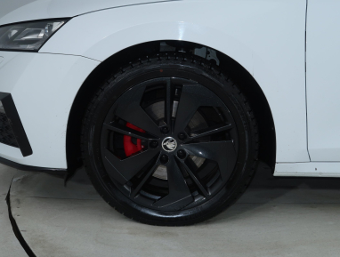 Škoda Octavia - 2024