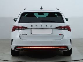 Škoda Octavia - 2024