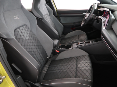 Volkswagen Golf - 2022