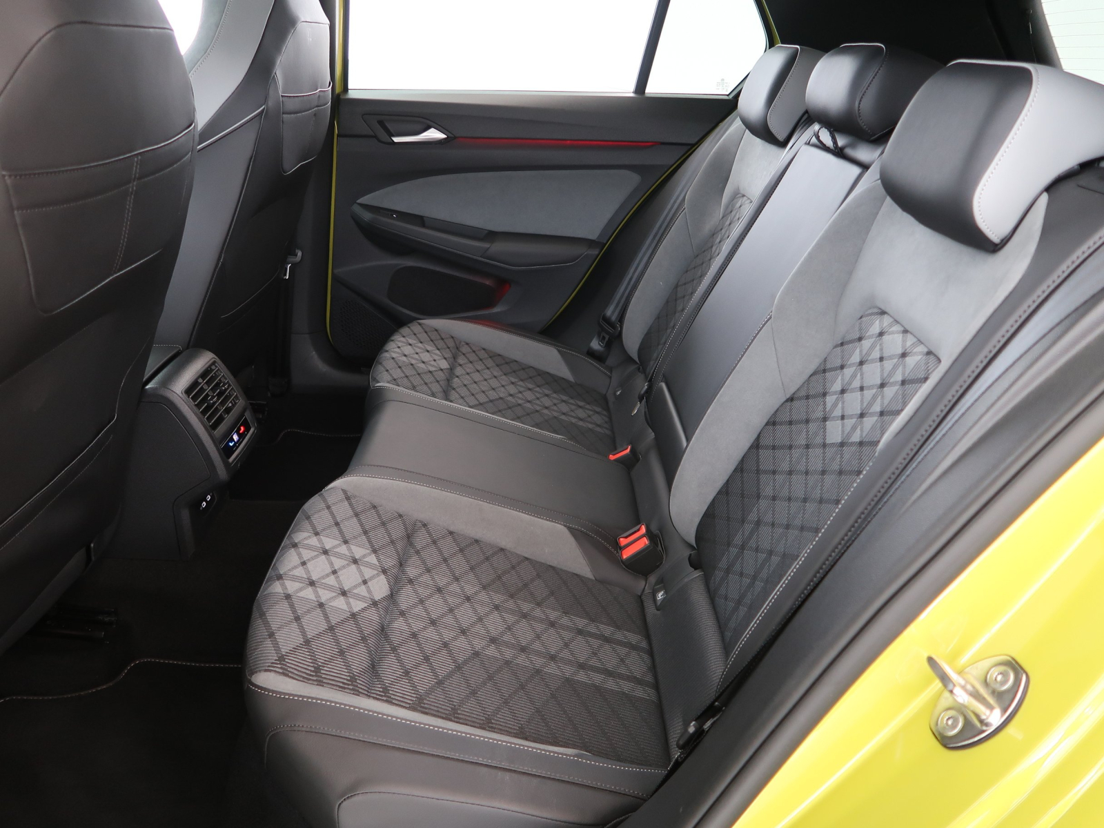 Volkswagen Golf - 2022