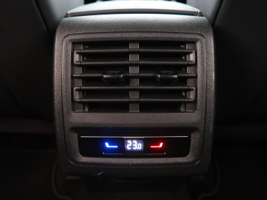 Volkswagen Golf - 2022