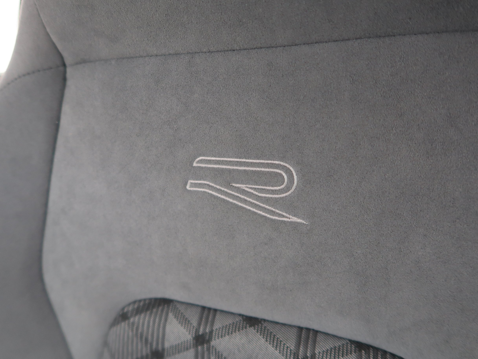 Volkswagen Golf - 2022