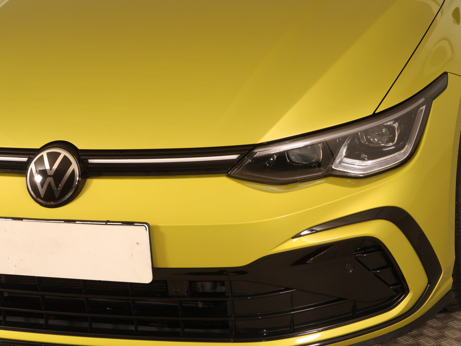 Volkswagen Golf - 2022