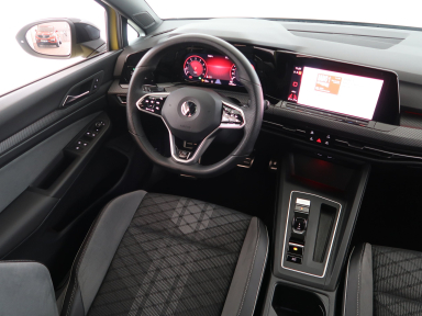 Volkswagen Golf - 2022