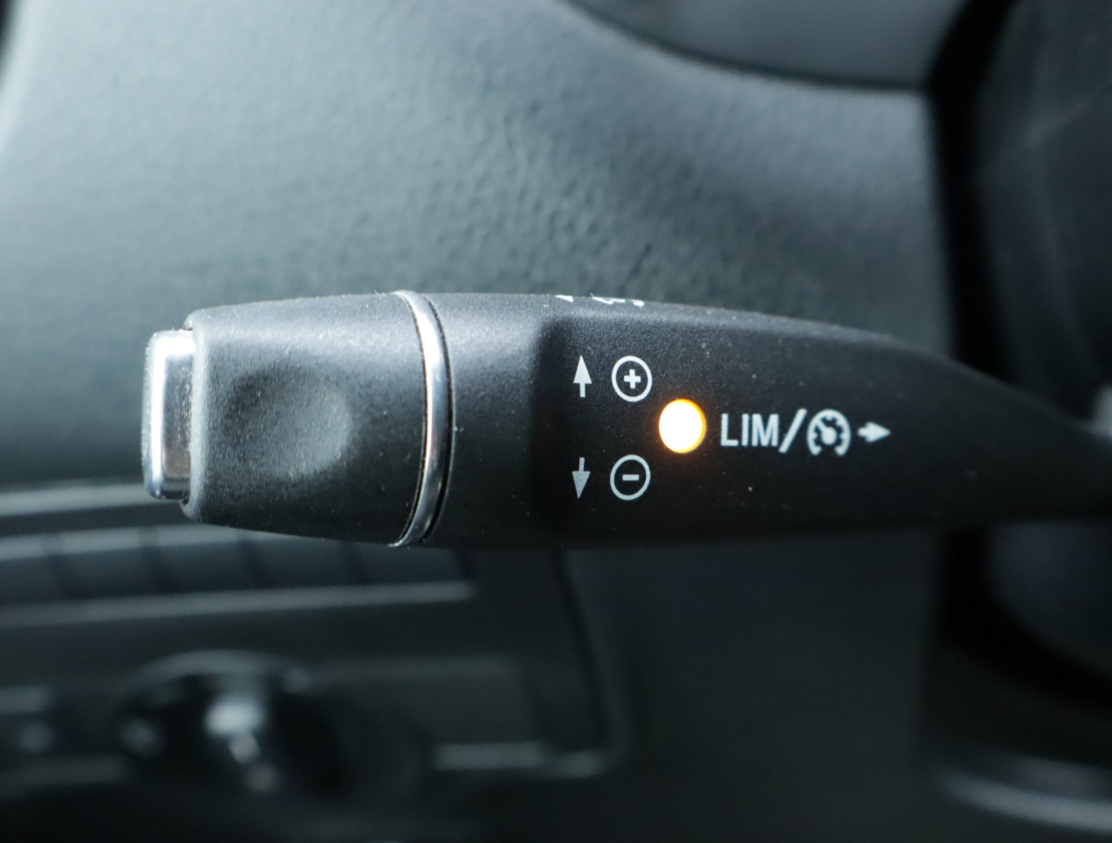 Mercedes-Benz Vito - 2023